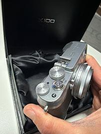 Fujifilm X100 prima serie