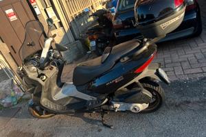 Malaguti madison s 200