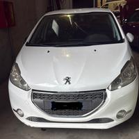 RICAMBI PEUGEOT 208 DEL 2014 CC 1200 BENZ HM01