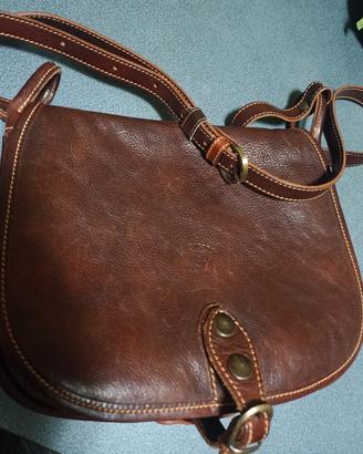 borsa a tracolla in cuoio " il granchio "i