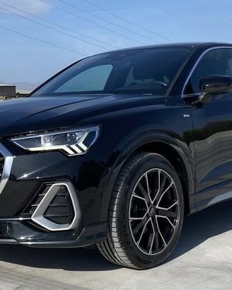 Audi Q3 SPB S line interno ed esterno 2.0 TDI...