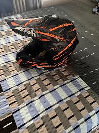 Casco Airoh