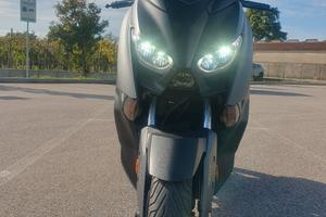 yamaha x max 125cc  Tech max  2022