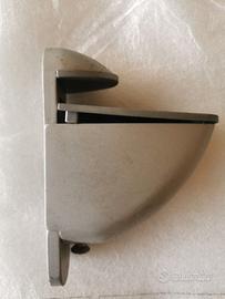 16 staffe e supporti per mensole