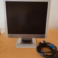 Monitor 17"  - Asus MM17T con casse incorporate