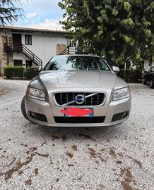 VOLVO V70 2.0D