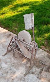 Mola ad acqua elettrica vintage