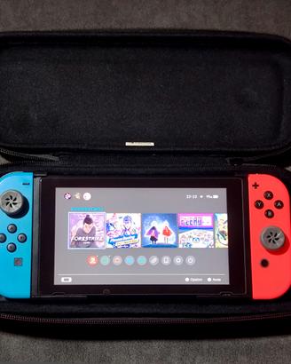 Nintendo Switch con 2 giochi (ed accessori extra)