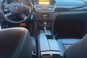 Mercedes-benz E 220 250 CDI BlueEFFICIENCY Avantga