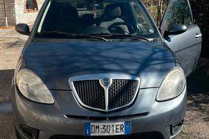 Lancia Ypsilon adatta a neopatentati