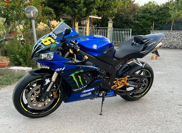Yamaha r1 2004