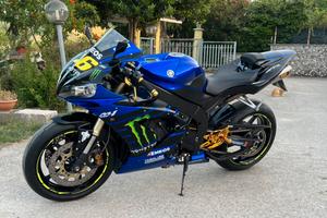 Yamaha r1 2004