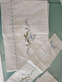 Lenzuolo con passamaneria