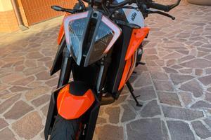 KTM superduke 1290 r