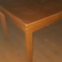 Tavolo allungabile 1mx1m a libro