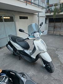 Piaggio beverly 350