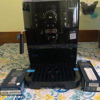 Macchina caffe de longhi magnifica S