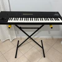 KORG M1