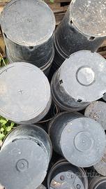 25 vasi diametro 18cm usati ma in ottime condizion