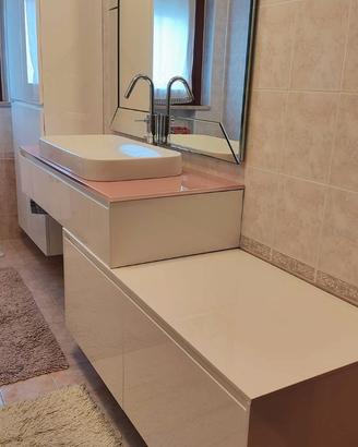 Mobile bagno di design ISAONE con top in cristallo