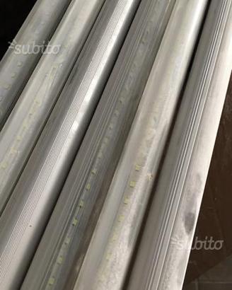 Tubi neon anche a led
