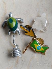 Set di spille a tema bandiera Brasiliana e tartaru