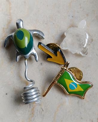 Set di spille a tema bandiera Brasiliana e tartaru