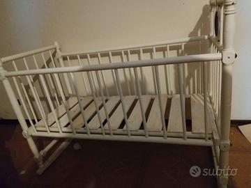 lettino vintage per bambini