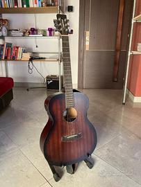 Chitarra acustica Tanglewood Crossroads TWCR-O