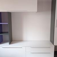 Parete attrezzata moderna