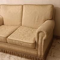 Divano letto in tessuto giallo oro