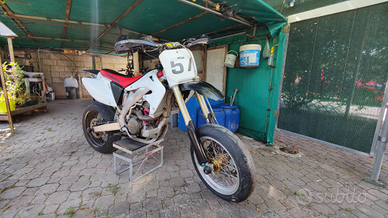 Motard da pista- Honda CRF 450