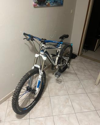 Lapierre Spicy 516 enduro