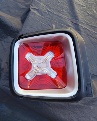 Fanale sx Jeep Renegade 