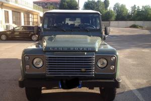 Land Rover Defender 110