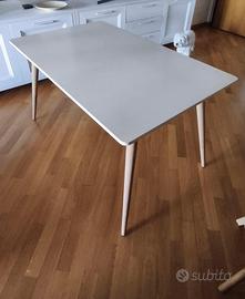 Tavolo stile norvegese