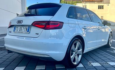 Audi A3 SPB 1.6 TDI S tronic Sport cambio automati