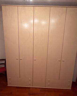 Armadio per camera da letto
