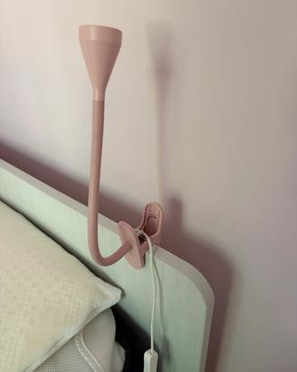 Faretto a led con morsetto rosa chiaro IKEA