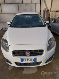 Fiat croma station wagon cv 150