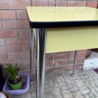 Tavolo formica quadrato