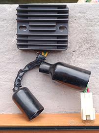 Regolatore di tensione CBR 1000 04-07