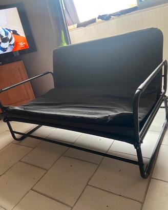divano/letto nuovissimo anche da giardino