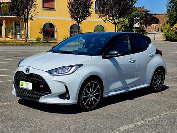 TOYOTA Yaris GR SPORT