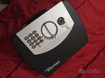 cassetta di sicurezza 