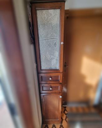 Mobiletto bagno / ingresso