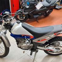 Beta Alp 200 4T (1999 - 06)