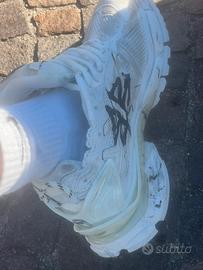 balenciaga runner