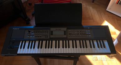 Tastiera Rolamd E-09