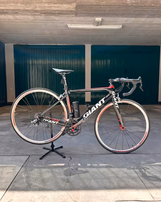 Giant TCR Advanced - Bici da corsa carbonio